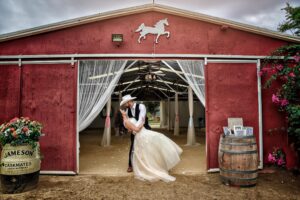 barn wedding photography